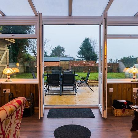 Hot Tub Pet Friendly Luxury Cosy Cottage, Near Withernsea And Patrington Welwick Exterior foto